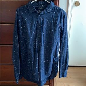 Banana Republic blue dot pattern button down
